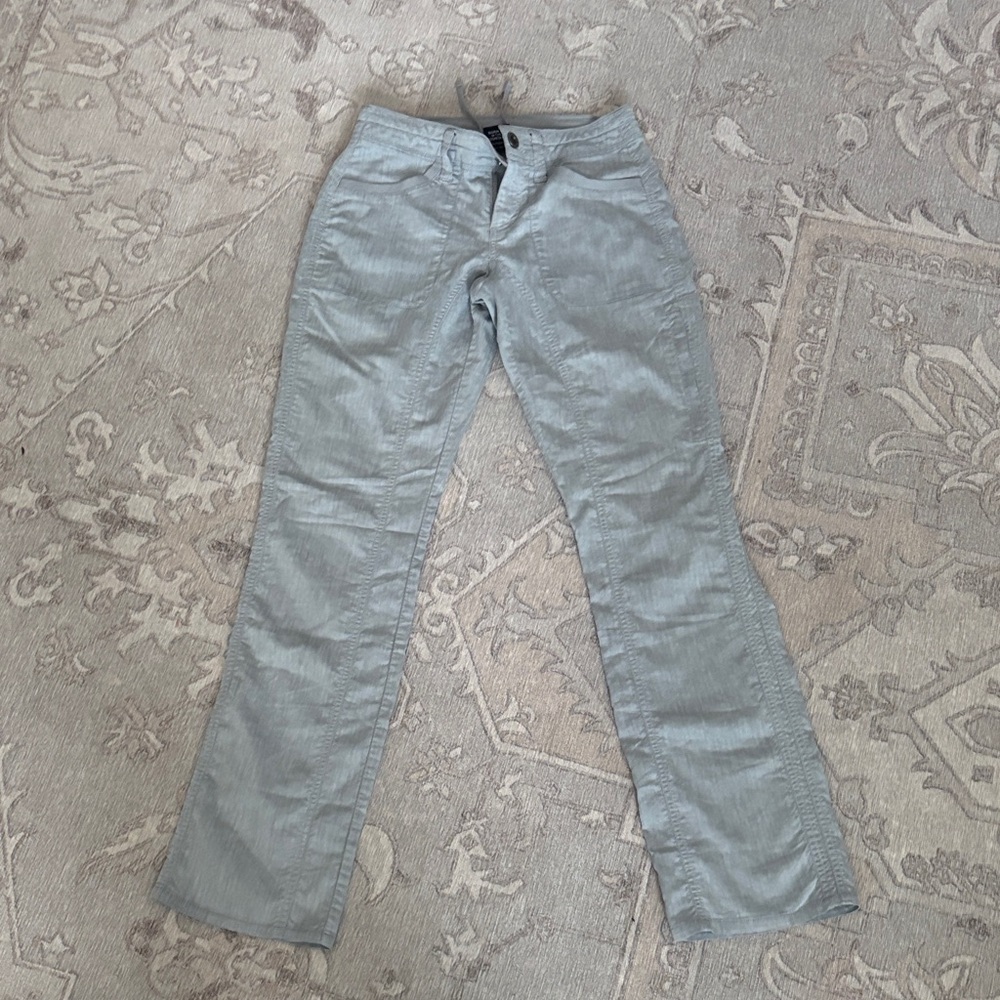 Kuhl Straight Leg Pants in Light Gray